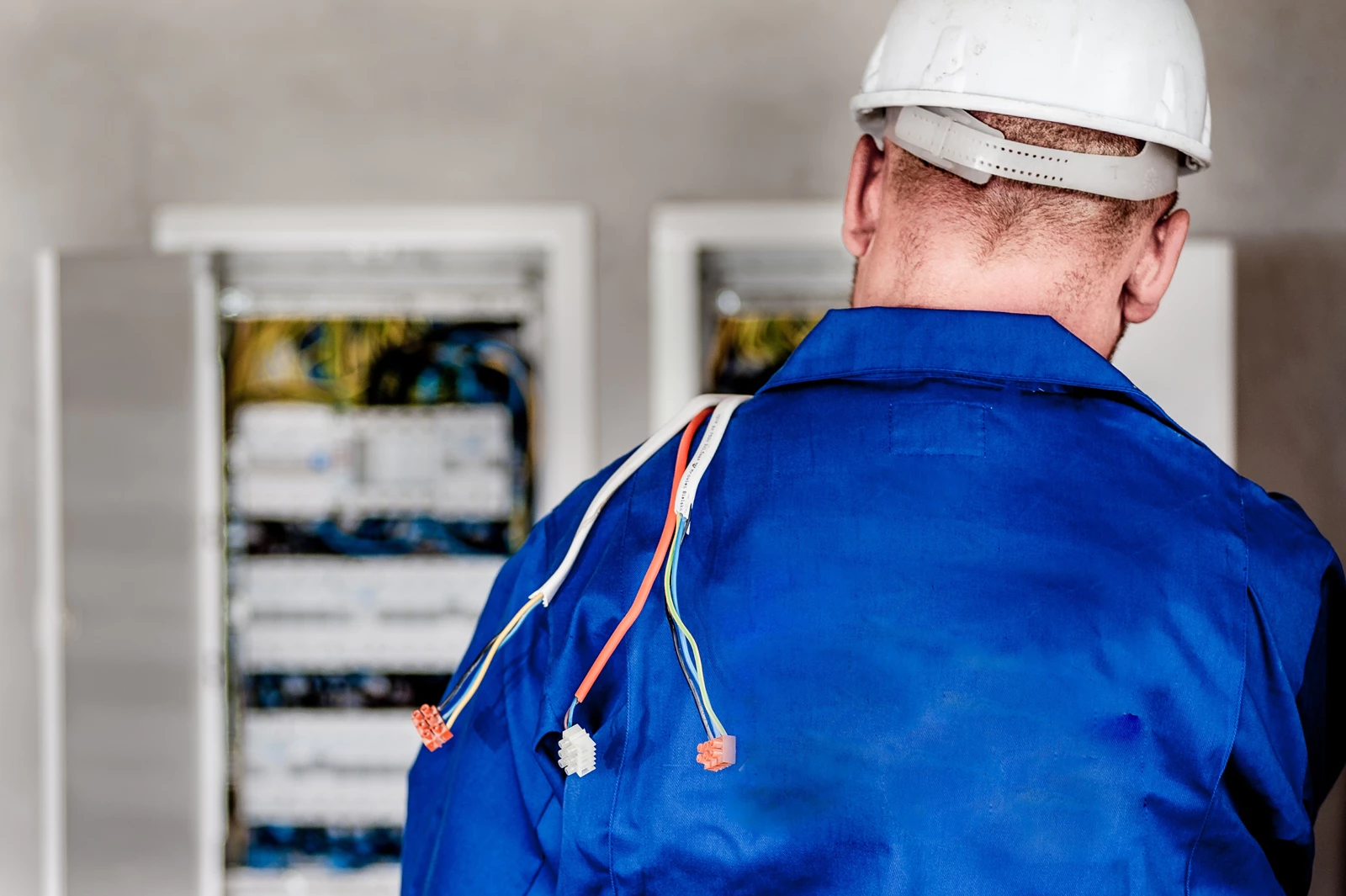 10-things-electricians-should-know-about-asbestos.jpg