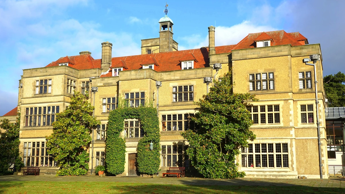 what-is-a-listed-building.jpg