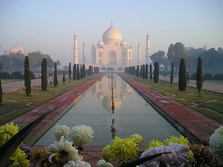 A scenic sunset view of the Taj-Mahal, India